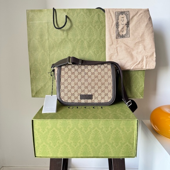 Gucci Beige and Black Crossbody Bag - Picture 1 of 8